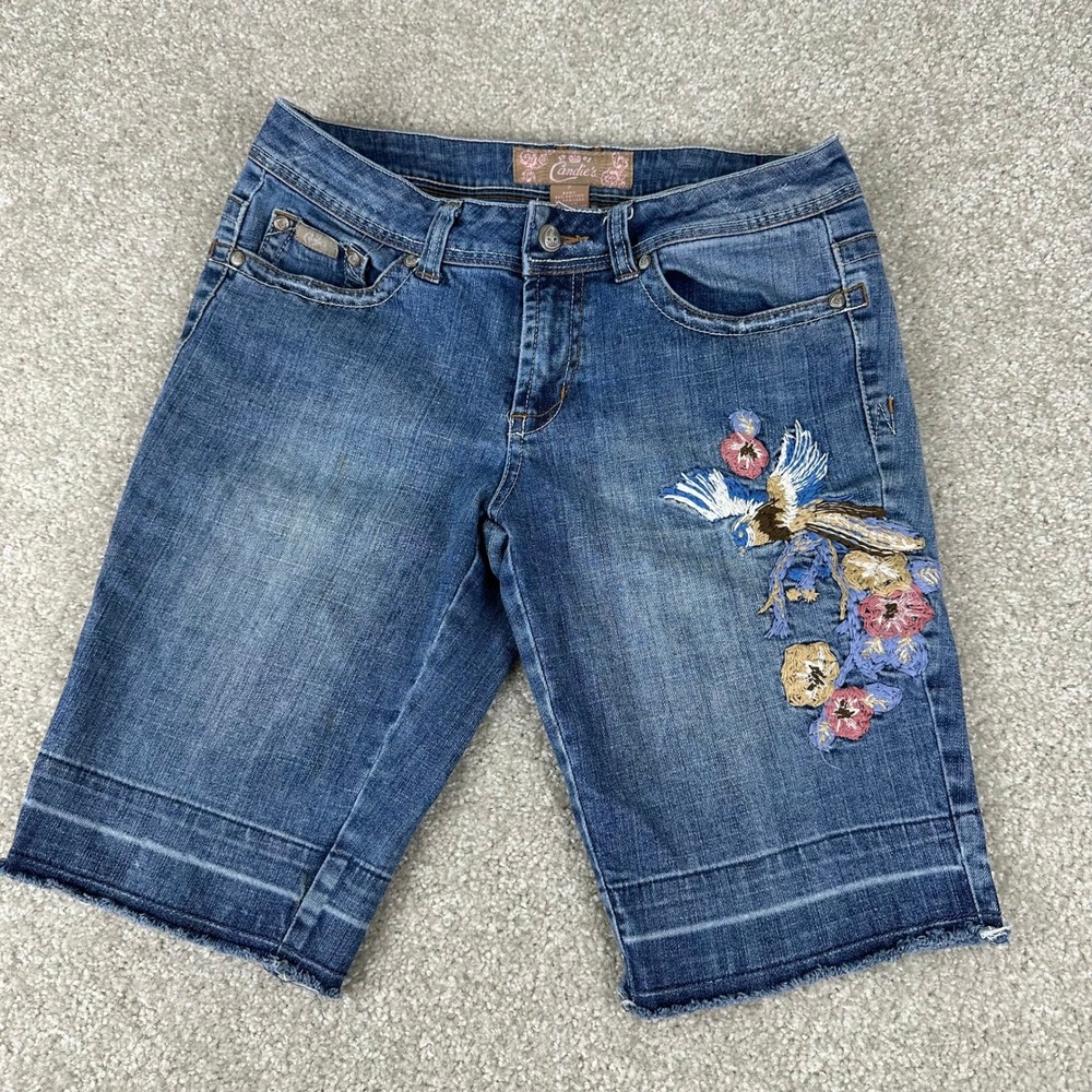 Candies Y2k‎ Womens Embroidered Bird Floral Denim Bermuda Shorts Med wash Size 7